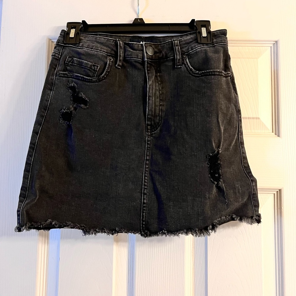 denim black skirt